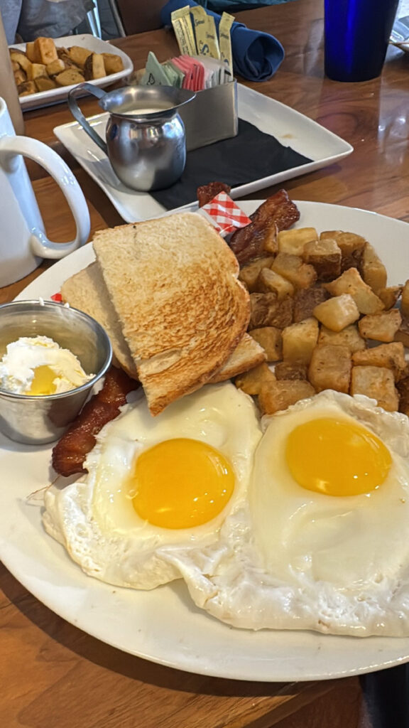 Grand Central in Palm Springs - Brad's Breakfast